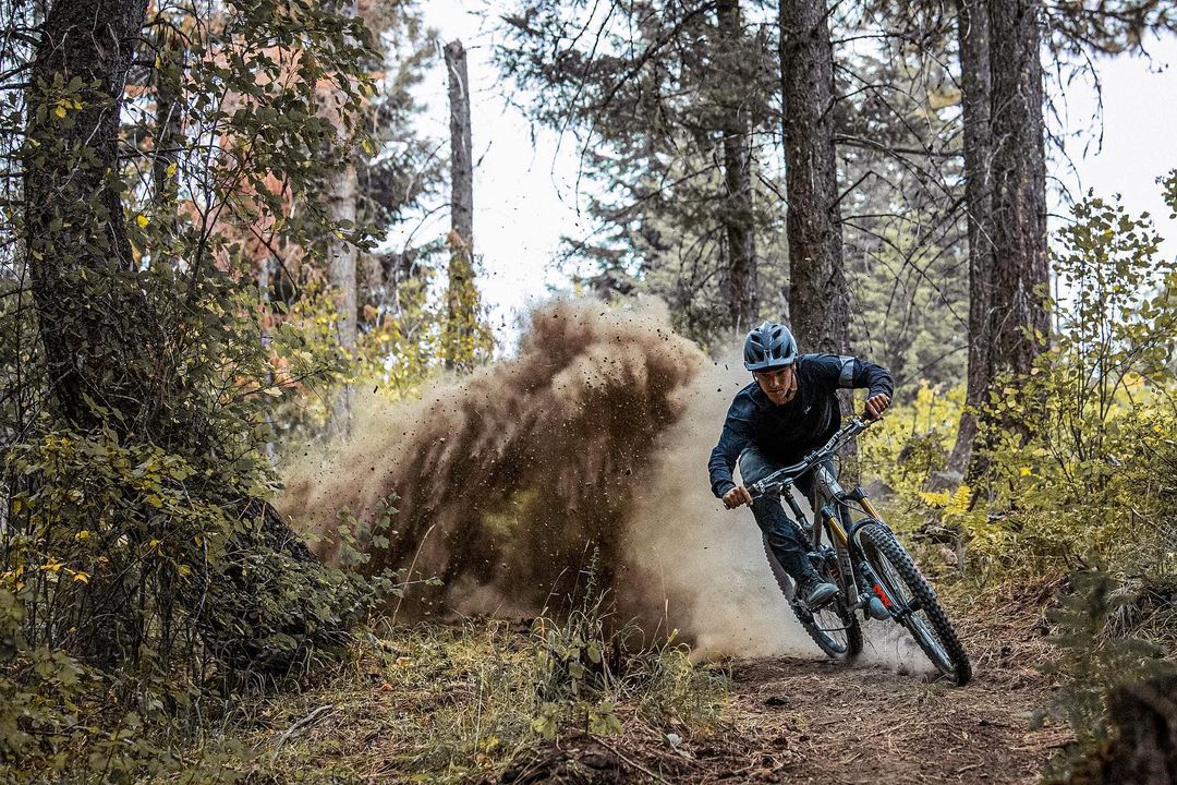mtb lifestyle image rheon rapha